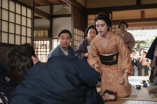 【14日のばけばけ】ヘブンが予定を過ぎても帰ってこず、立ちくらみで倒れた様子を思い出すトキ