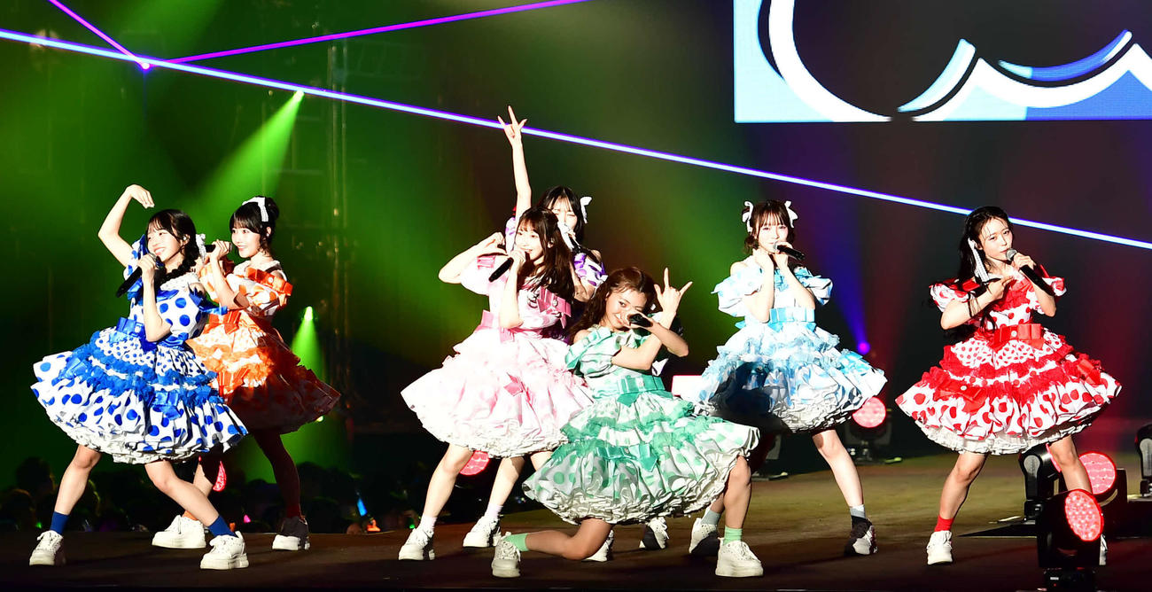 「KAWAII LAB. COLLECTION produced by TGC」に出演したCUTIE STREET（撮影・松尾幸之介）
