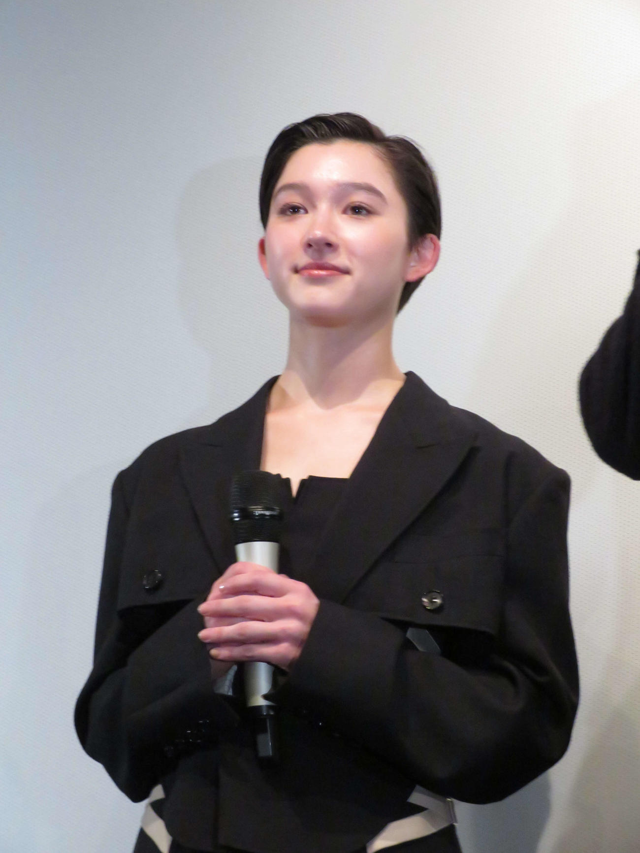 「MIRRORLIAR FILMS Season8」公開直前舞台あいさつに登壇したNANAMI KEYES（撮影・村上幸将）