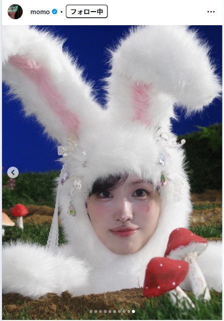 TWICEモモ、「ガチ可愛すぎる」白ウサギMVコスチュームショット公開