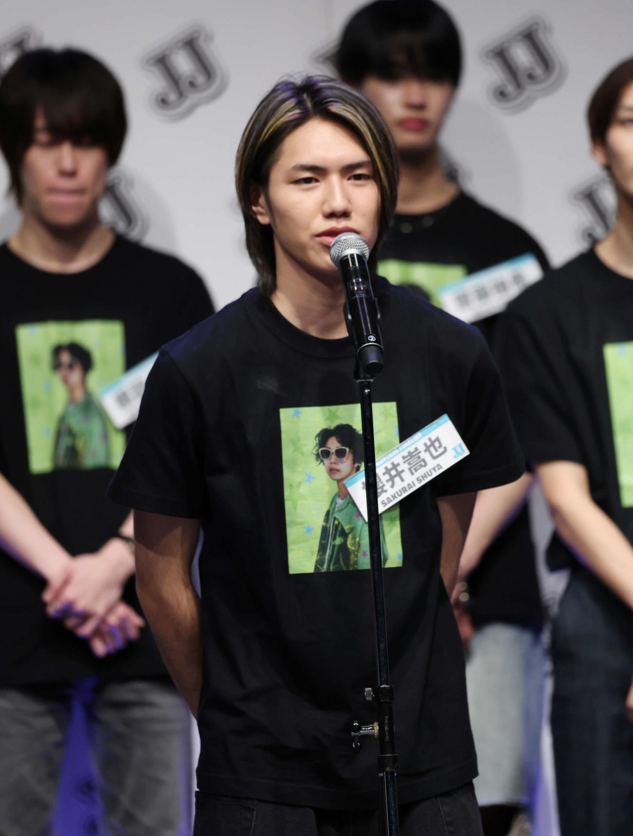 ファイナリストお披露目イベントでファンへ話をする櫻井嵩也（撮影・増田悦実）