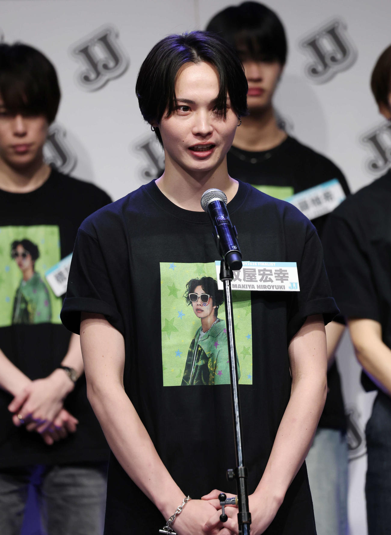 ファイナリストお披露目イベントでファンへ話をする牧屋宏幸（撮影・増田悦実）