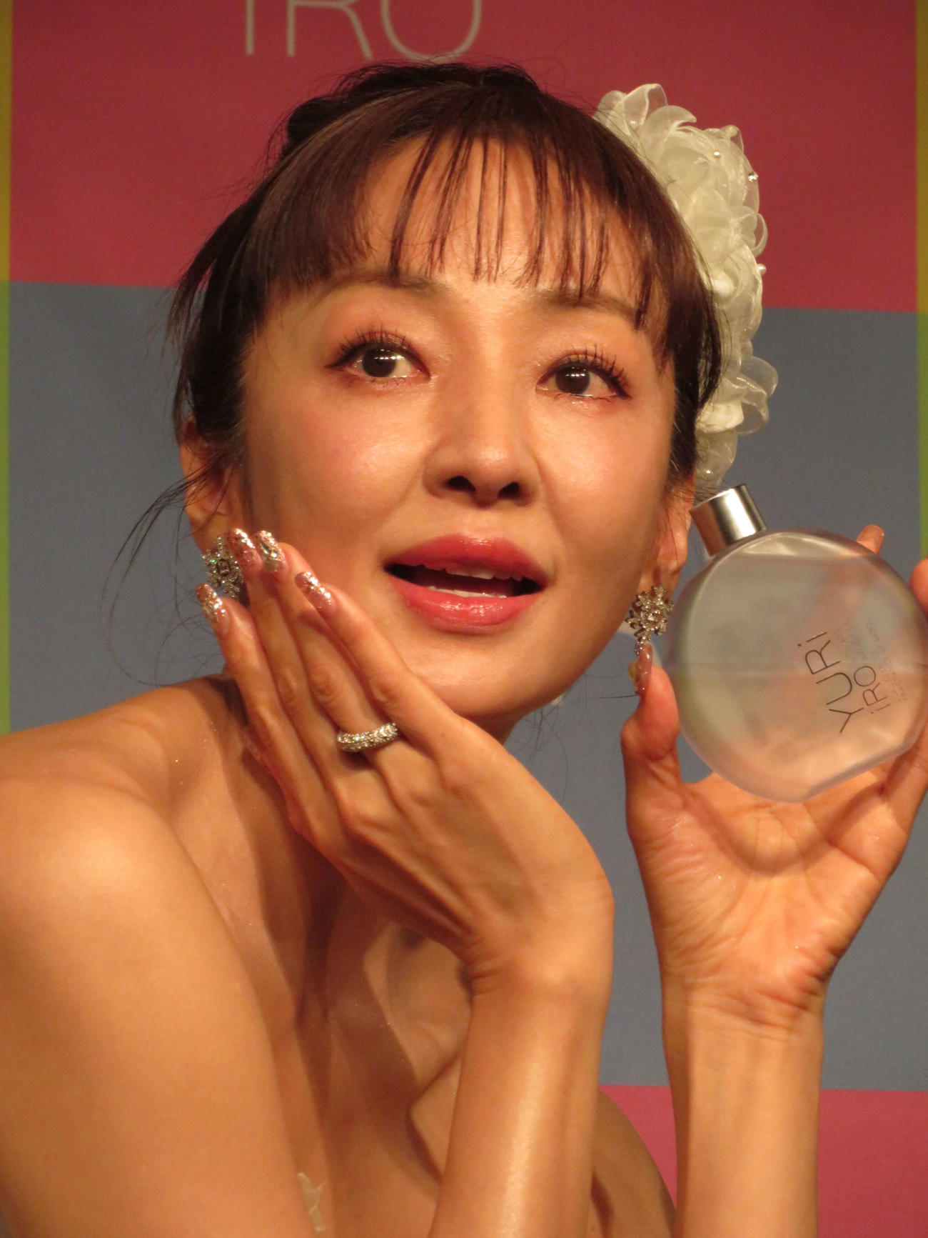 女性向けオイル「YURiiRO」の商品リニューアル発表イベントを行った神田うの