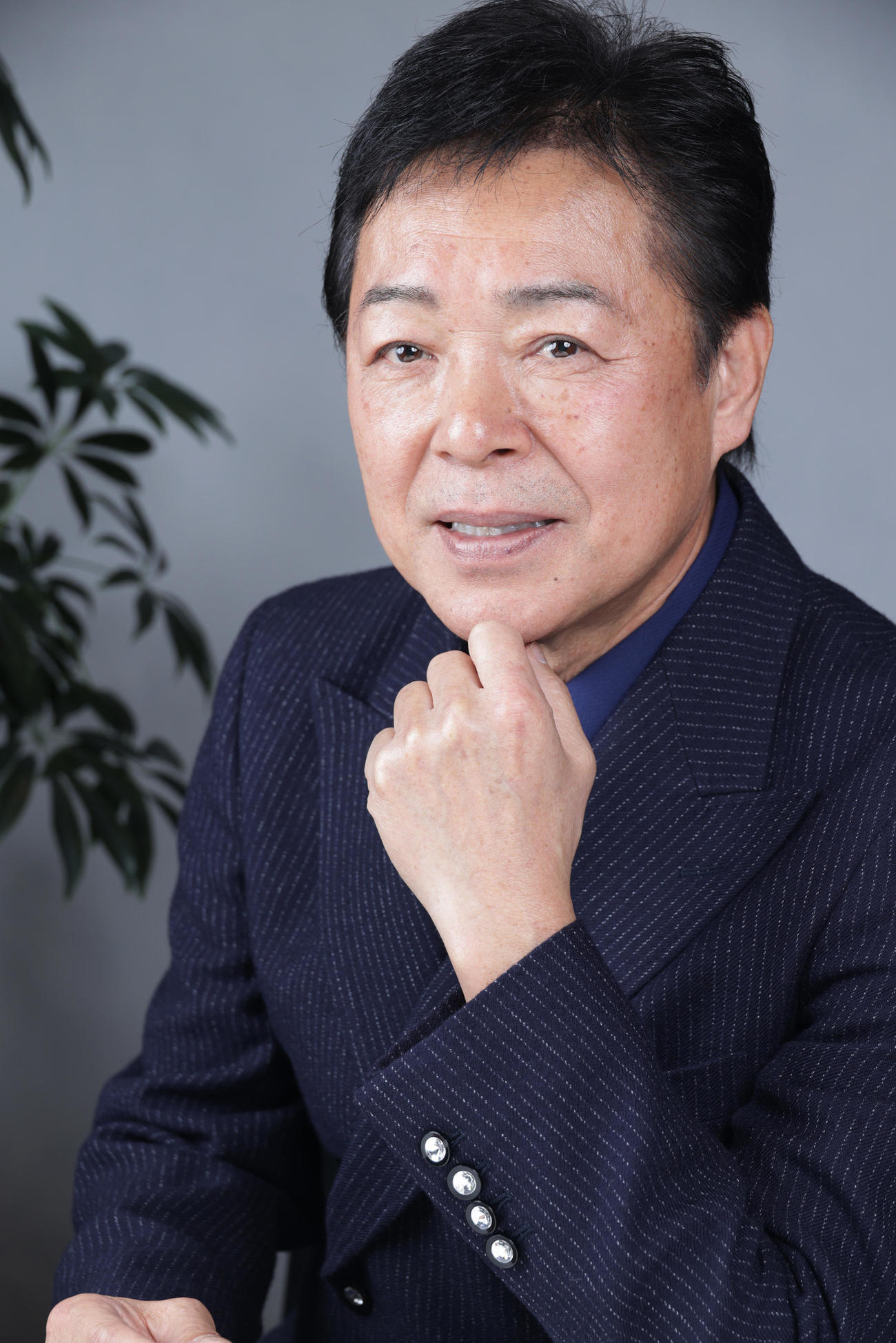 新曲「十勝で待ってる女です」への思いを語る藤原浩（撮影・中島郁夫）