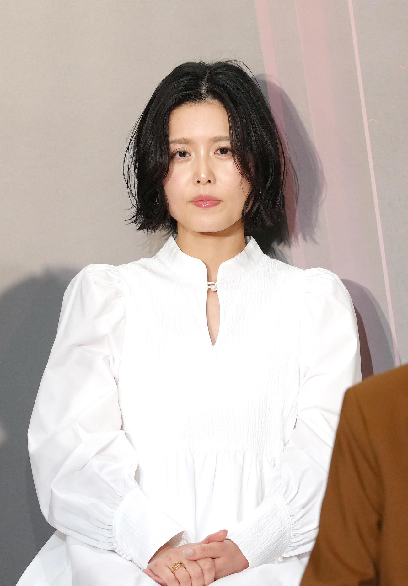 会見に登壇した沢城みゆき（撮影・足立雅史）