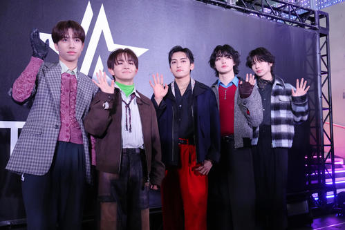 BMSG新グループ「STARGLOW」デビュー　気温４度もメラメラ「俺たちが幸せにする」