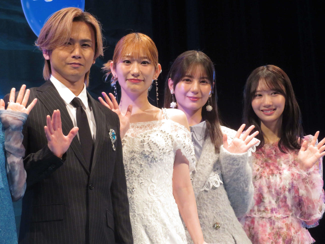 「劇場版　転生したらスライムだった件　蒼海の涙編」完成披露試写会に登壇した、左から堂本光一、岡咲美保、小坂菜緒、藤嶌果歩
