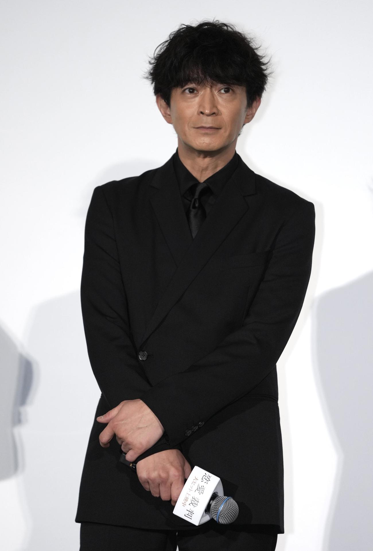 映画「恋愛裁判」初日舞台あいさつに登壇する津田健次郎（撮影・垰建太）