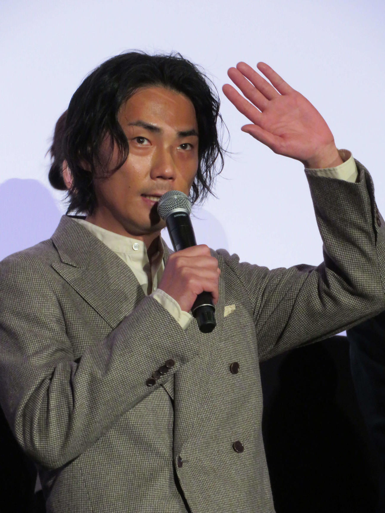 「安楽死特区」公開記念舞台あいさつに登壇した毎熊克哉（撮影・村上幸将）