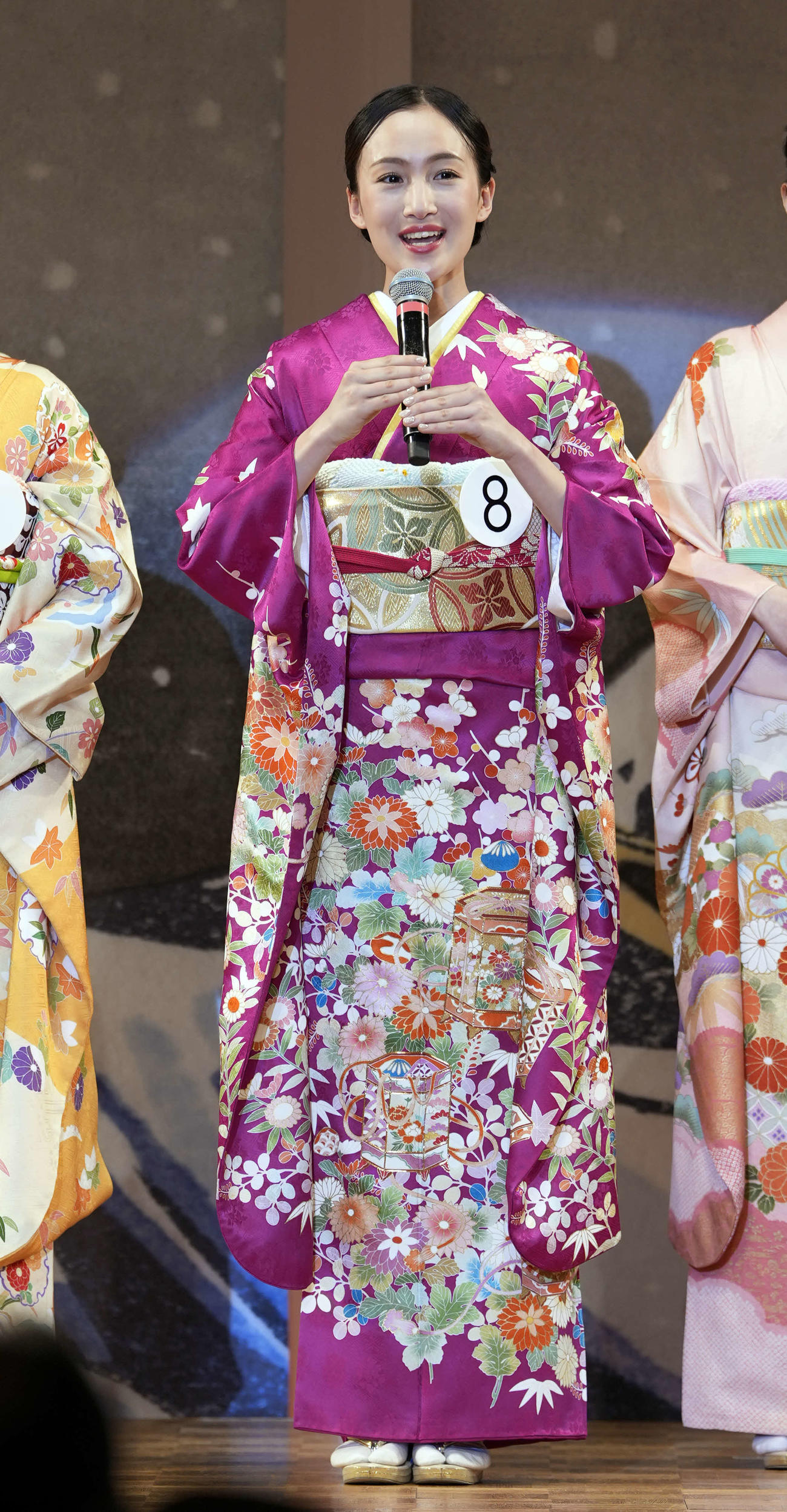 着物姿の野口絵子さん（撮影・小島史椰）