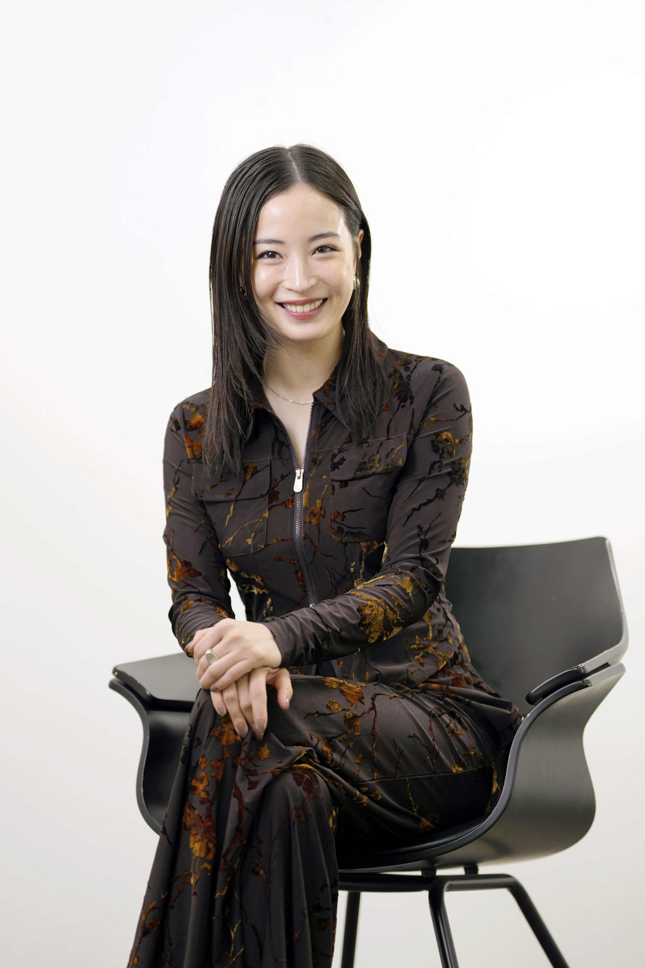 ブルーリボン賞主演女優賞を受賞した広瀬すず（撮影・小島史椰）