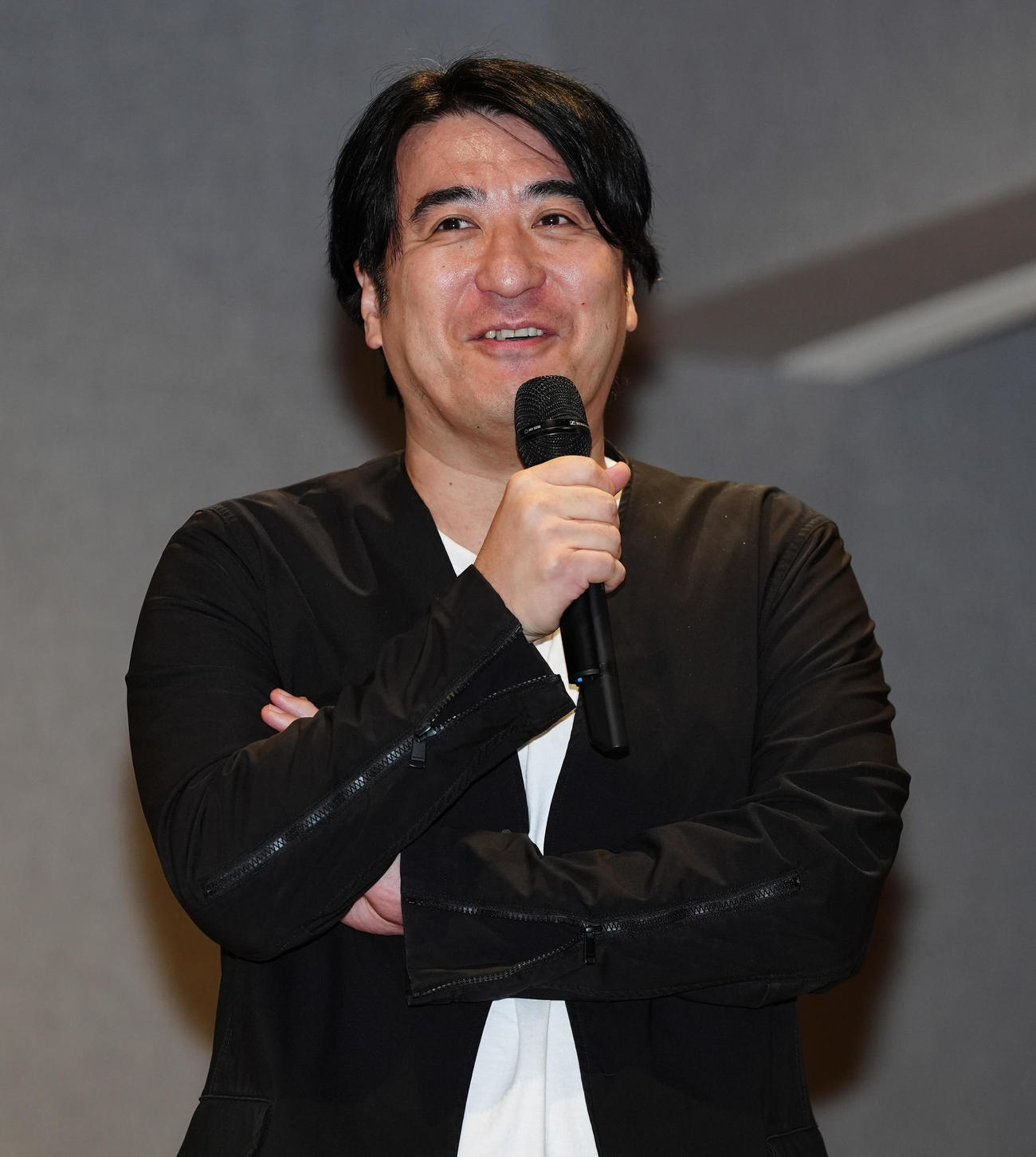 「NOBROCK FES 2026～夢を語ったら叶っちゃった夜～」記者会見に登壇した佐久間宣行氏（撮影・鈴木みどり）