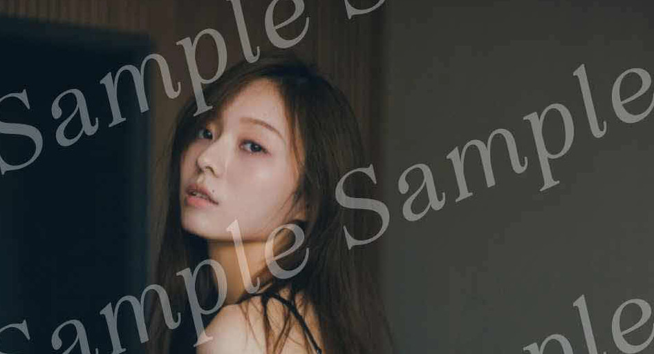 乃木坂46梅澤美波セカンド写真集「透明な覚悟」の封入ポストカード第5弾（東京祐氏撮影）