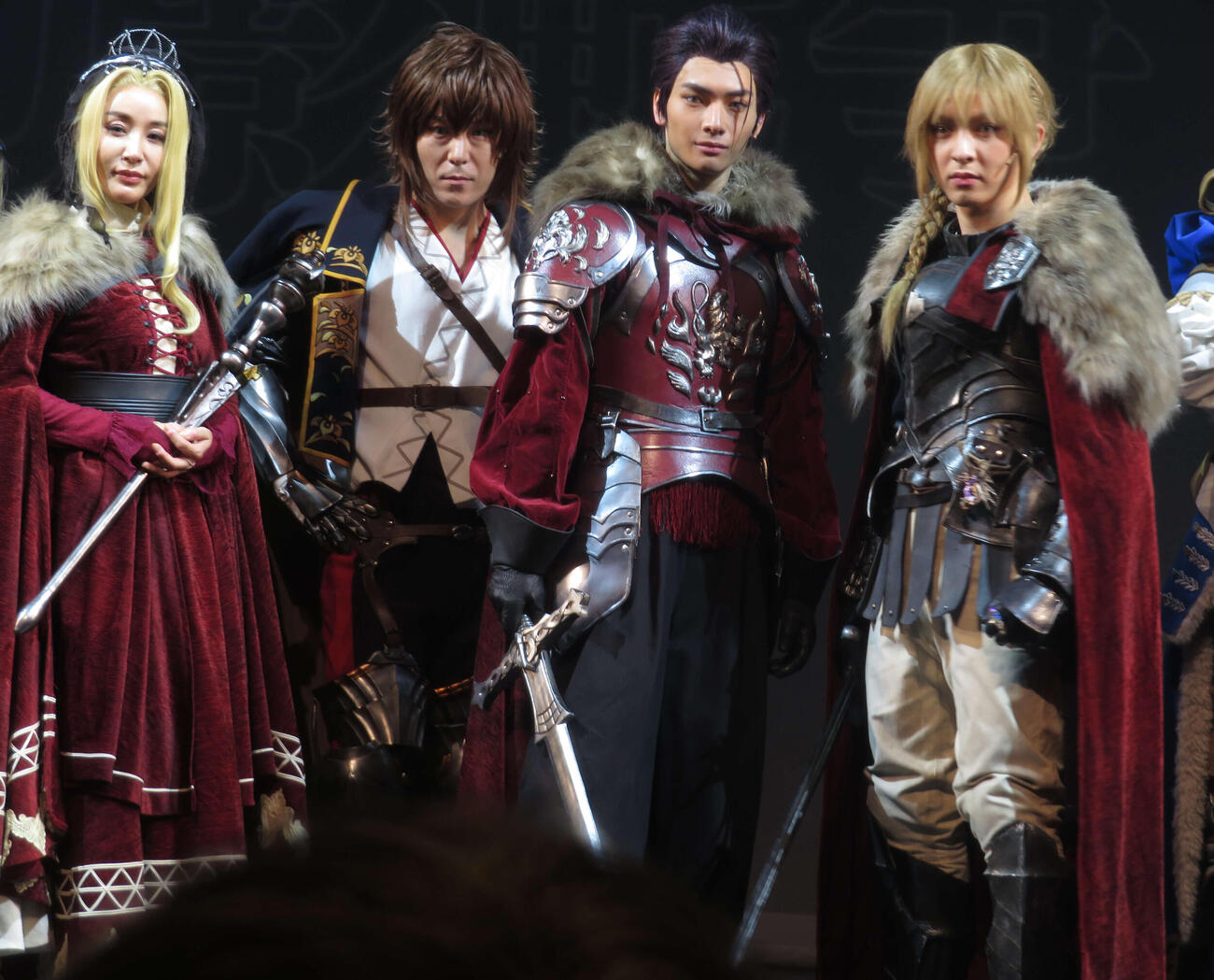 舞台「FINAL FANTASY BRAVE EXVIUS　幻影戦争　THE STAGE 2」ゲネプロ取材会に出席した、（左から）鈴木紗理奈、安田桃太郎、原因は自分にある。の武藤潤、M！LKの吉田仁人