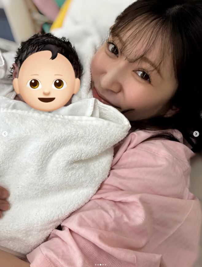 吉田朱里のインスタグラムからのインスタグラムから
