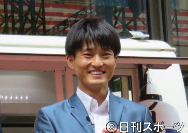 ジャルジャル福徳秀介