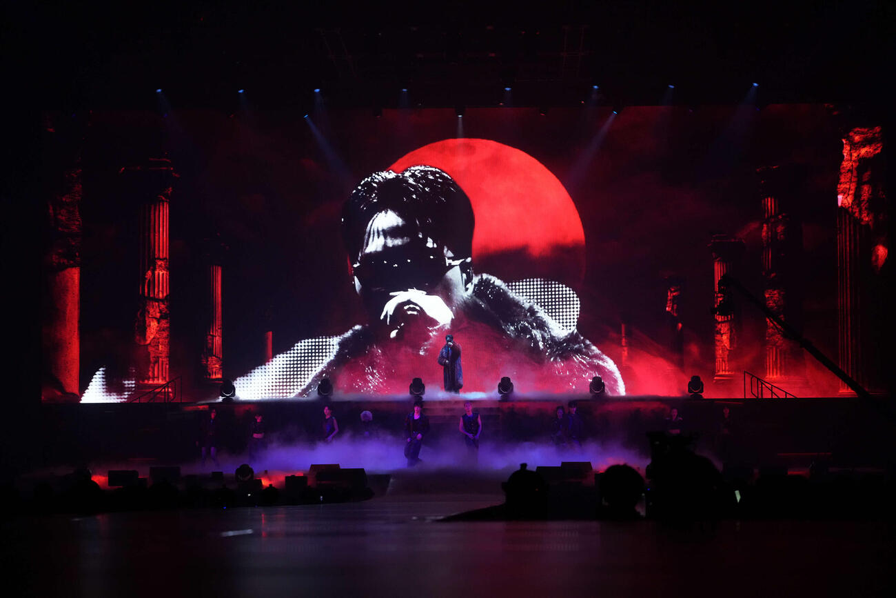 「øMI LIVE 2026　～INFINITY MOON～　Day3：FINAL NIGHT　～THE FUSION～」で歌唱するøMI