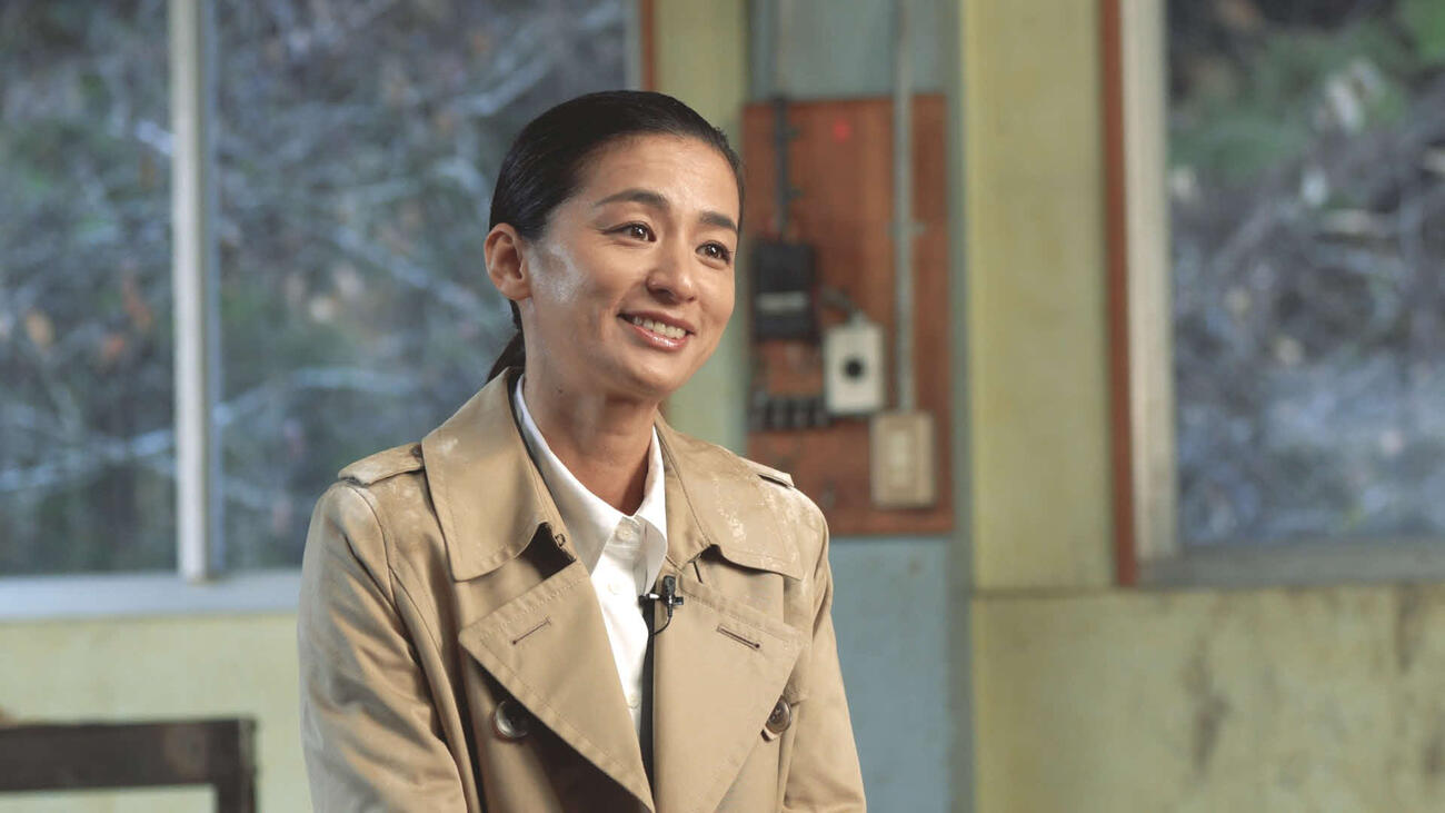 「デジホ」新CMに出演する尾野真千子