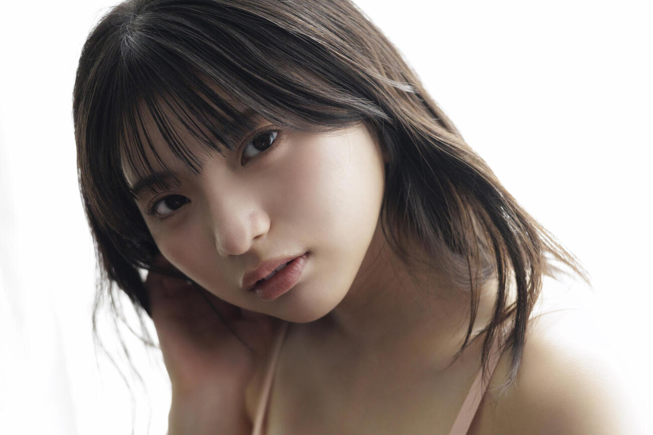 「PARADE」のグラビアに登場している#Mooove!姫野ひなの　撮影／青山裕企