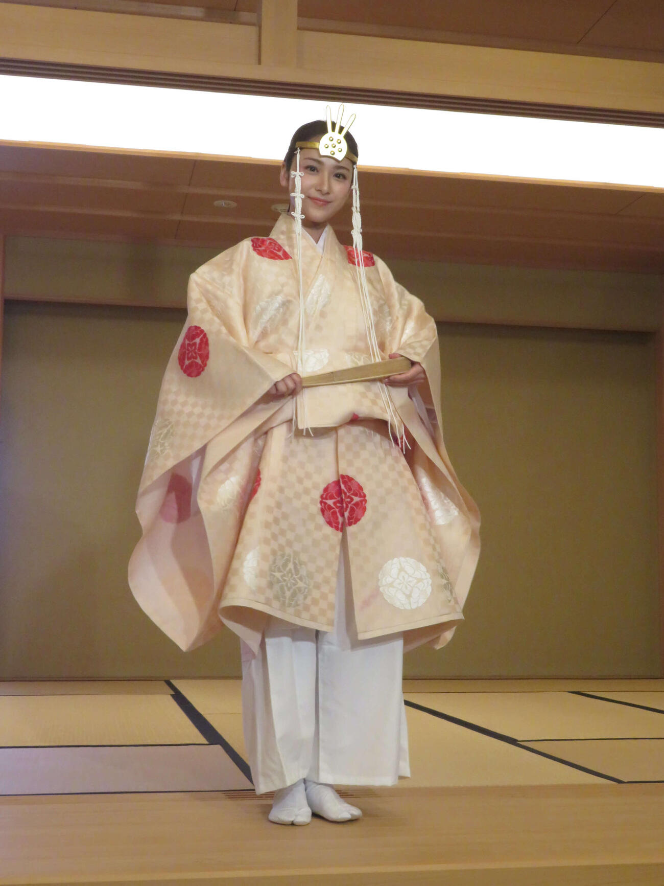 水天宮節分祭に参加した平祐奈（撮影・川田和博）