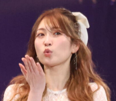 吉田朱里（2025年4月撮影）