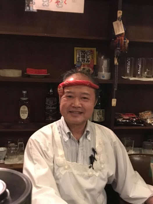 「いれーぬ」カウンター内のタケちゃん、金竹伊彦さん
