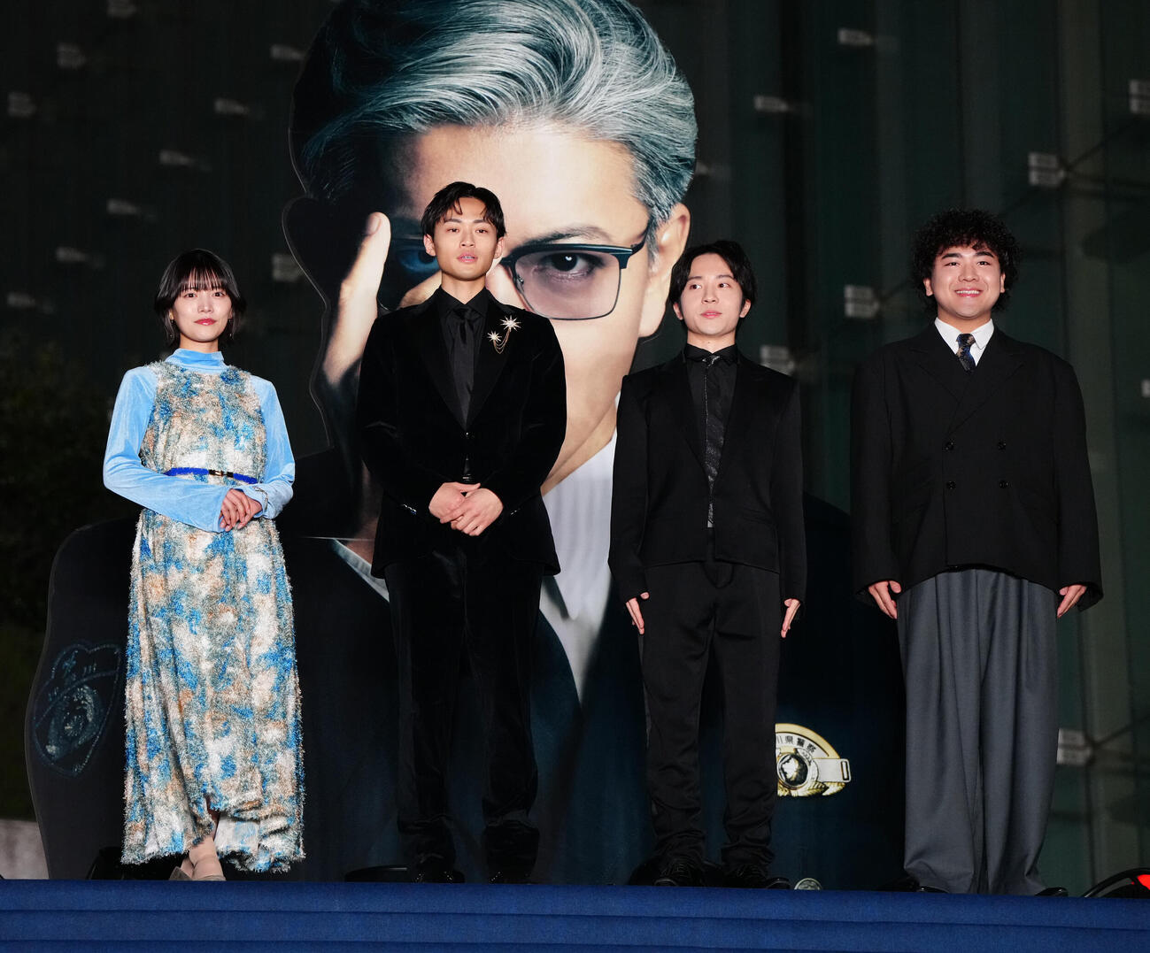映画「教場Requiem」のカーペットアライバルイベントに臨む、左から松永有紗、中山翔貴、浦上晟周、丈太郎（撮影・江口和貴）