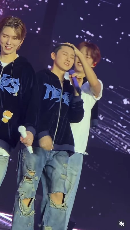 丸刈りになったI．M（MONSTA Xのインスタグラムから）