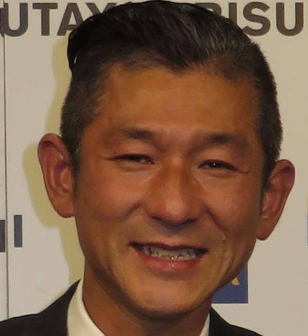笑い飯哲夫（2022年撮影）