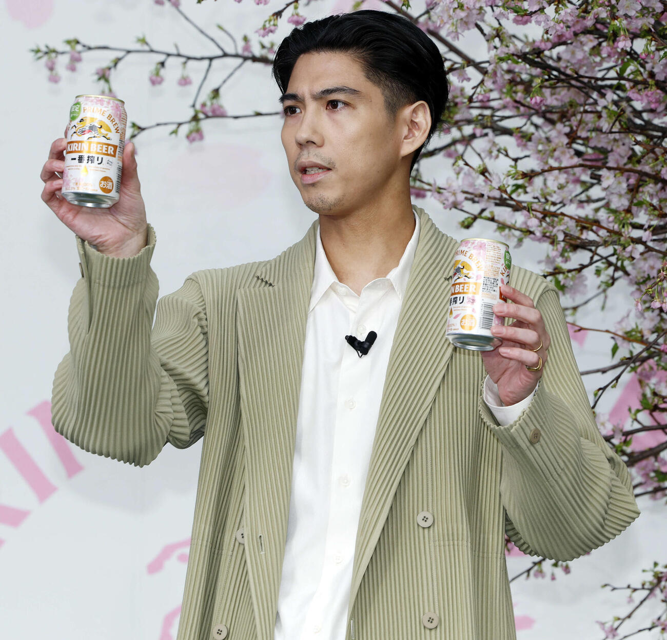 「『一番搾り』冬のお花見体験会」オープニングPRイベントに登壇した賀来賢人（撮影・山本朝陽）