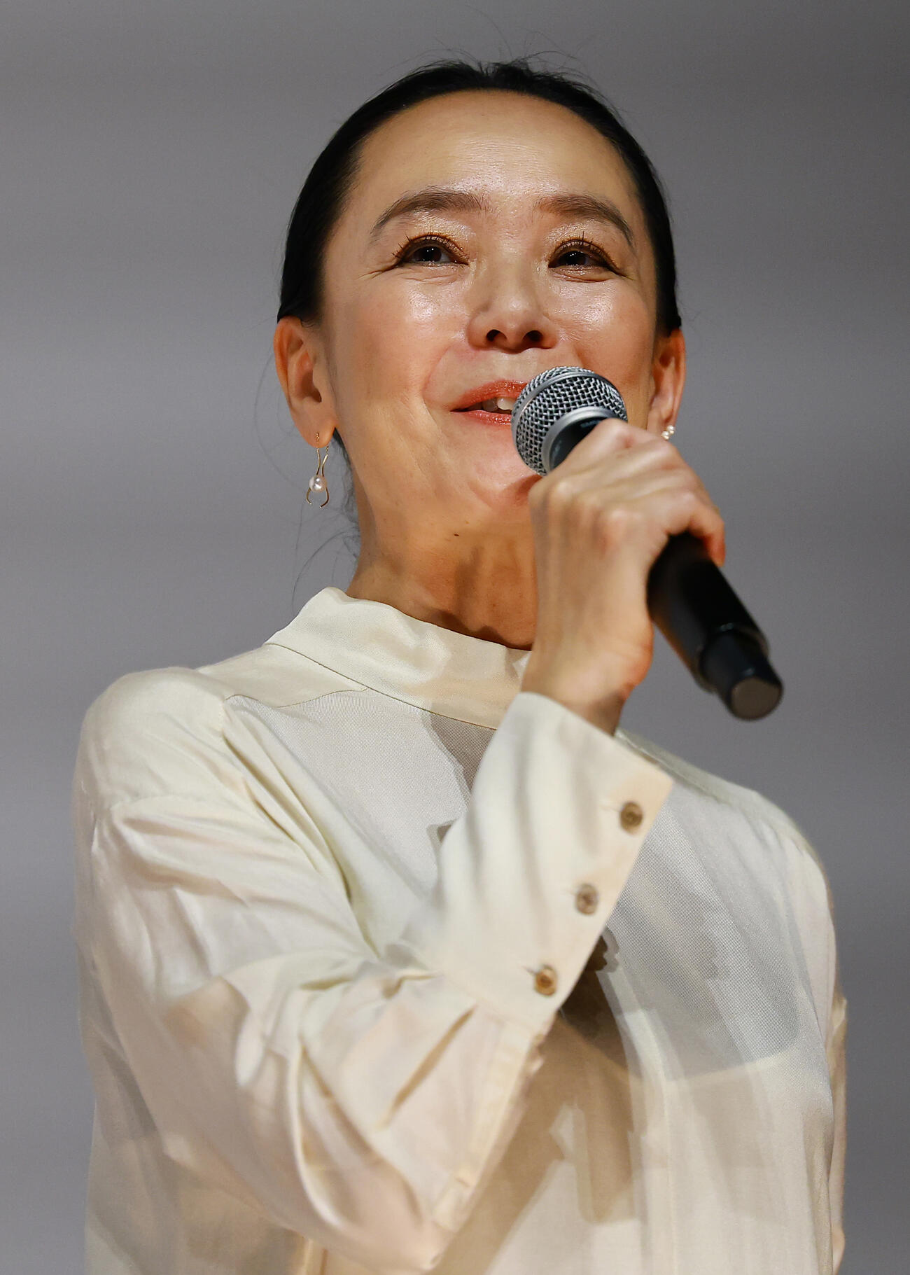 映画「たしかにあった幻」の初日舞台あいさつに登場した河瀬直美監督（撮影・野上伸悟）