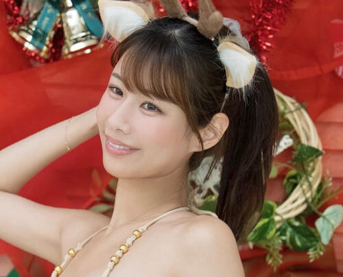 “グラビア界のカトパン”谷碧、「すっぴん」黒ドット柄ビキニ水着「超セクシー」ショット公開 - 芸能 : 日刊スポーツ