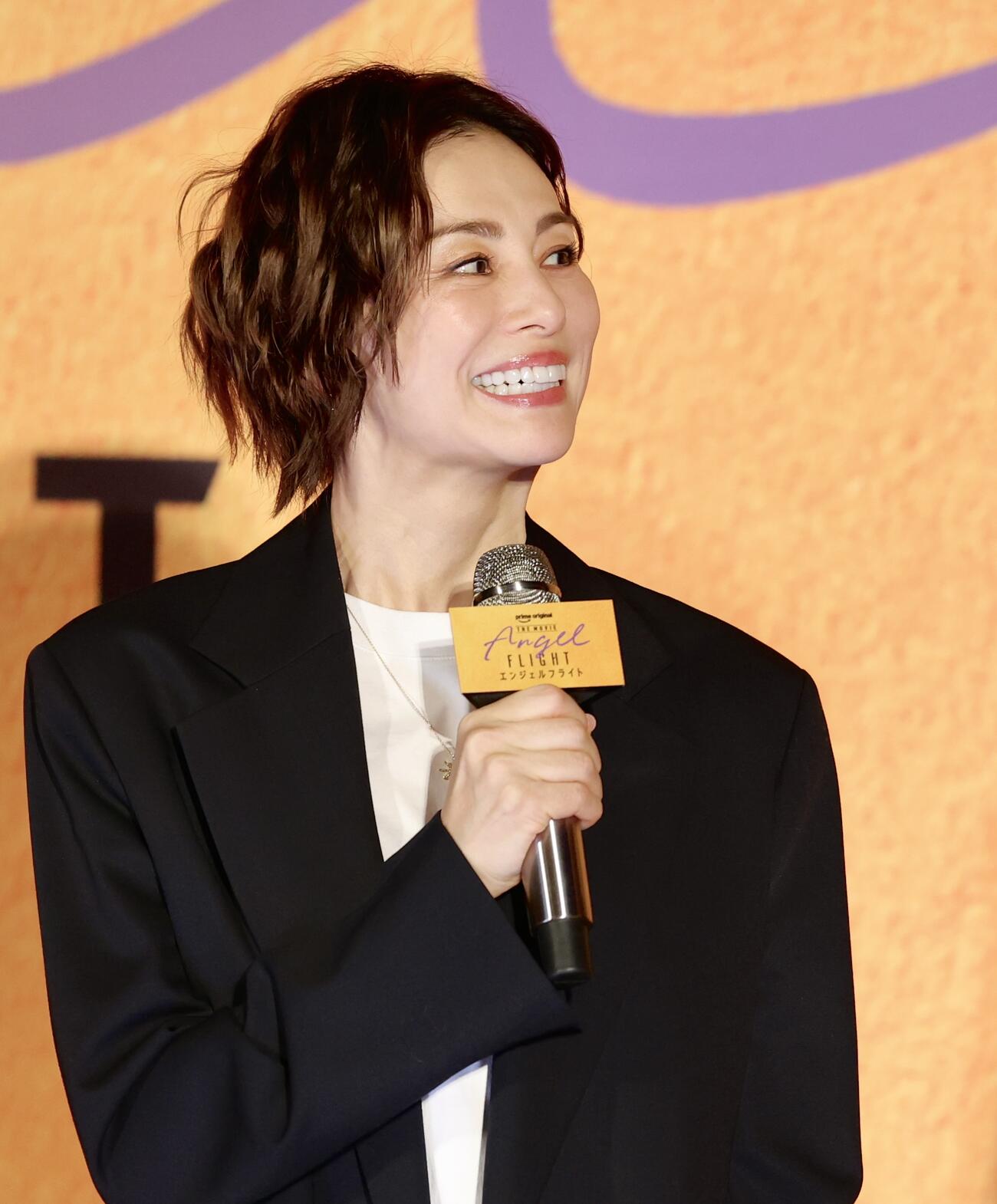 笑顔を見せる米倉涼子（撮影・河田真司）