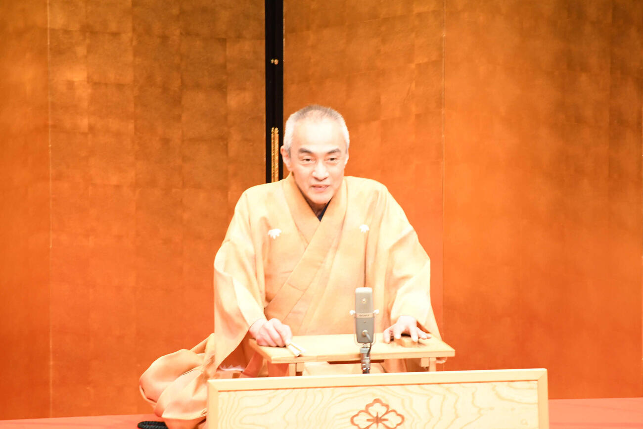 関西演芸協会まつりに出演した笑福亭達瓶（撮影・阪口孝志）