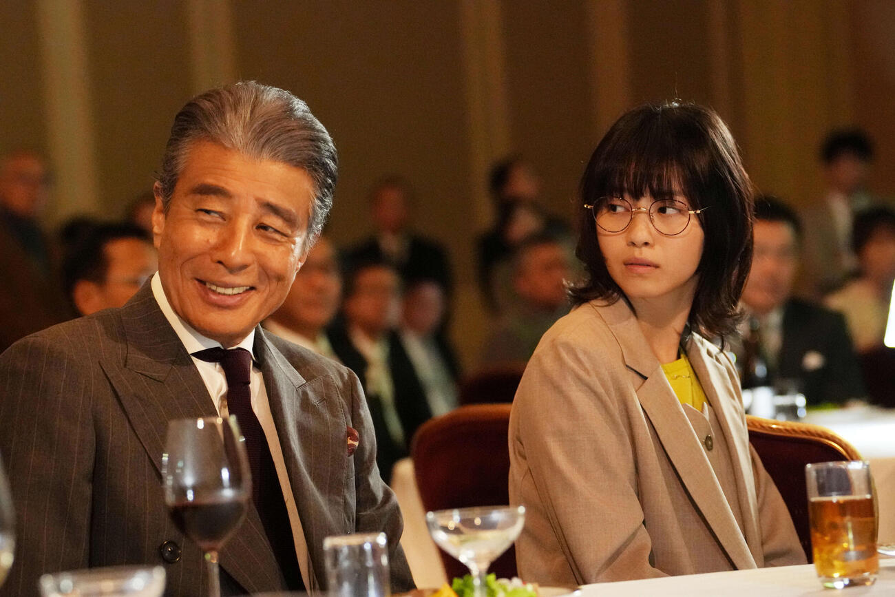 映画「免許返納！？」で共演する舘ひろし（左）、西野七瀬