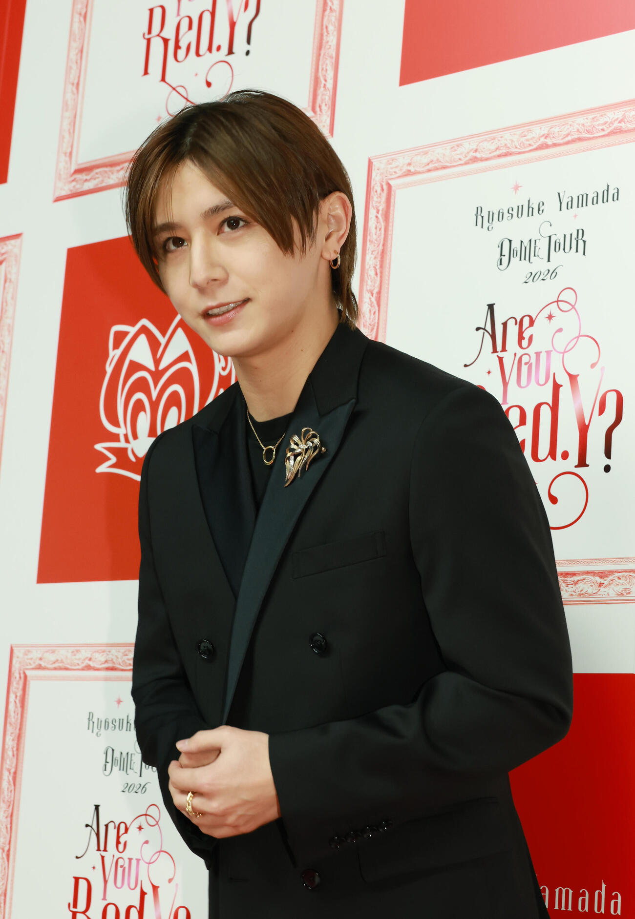 初ドームツアー開催発表会場で会釈するHey！Say！JUMP山田涼介（撮影・中島郁夫）