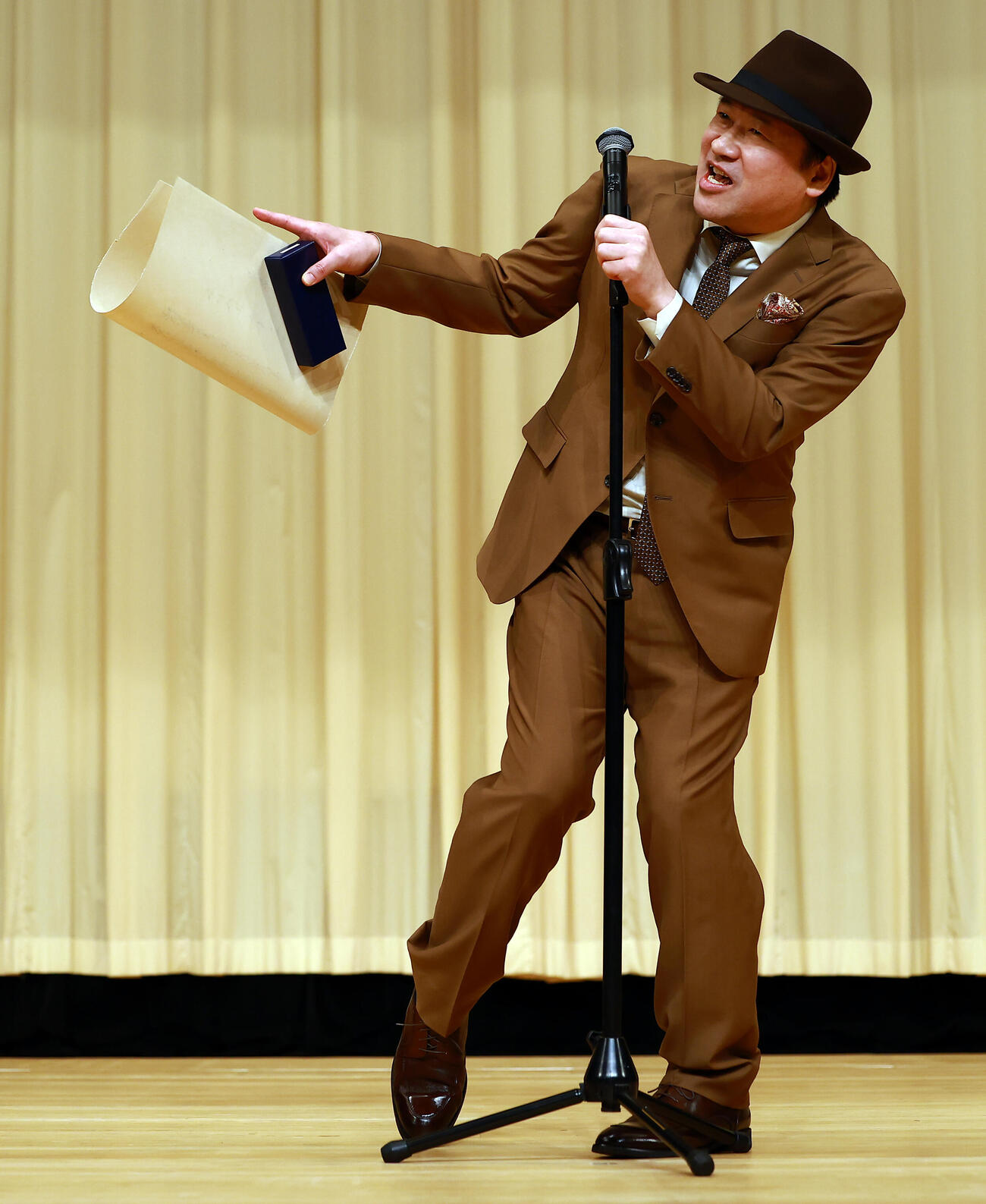 ブルーリボン賞助演男優賞の佐藤二朗（撮影・野上伸悟）