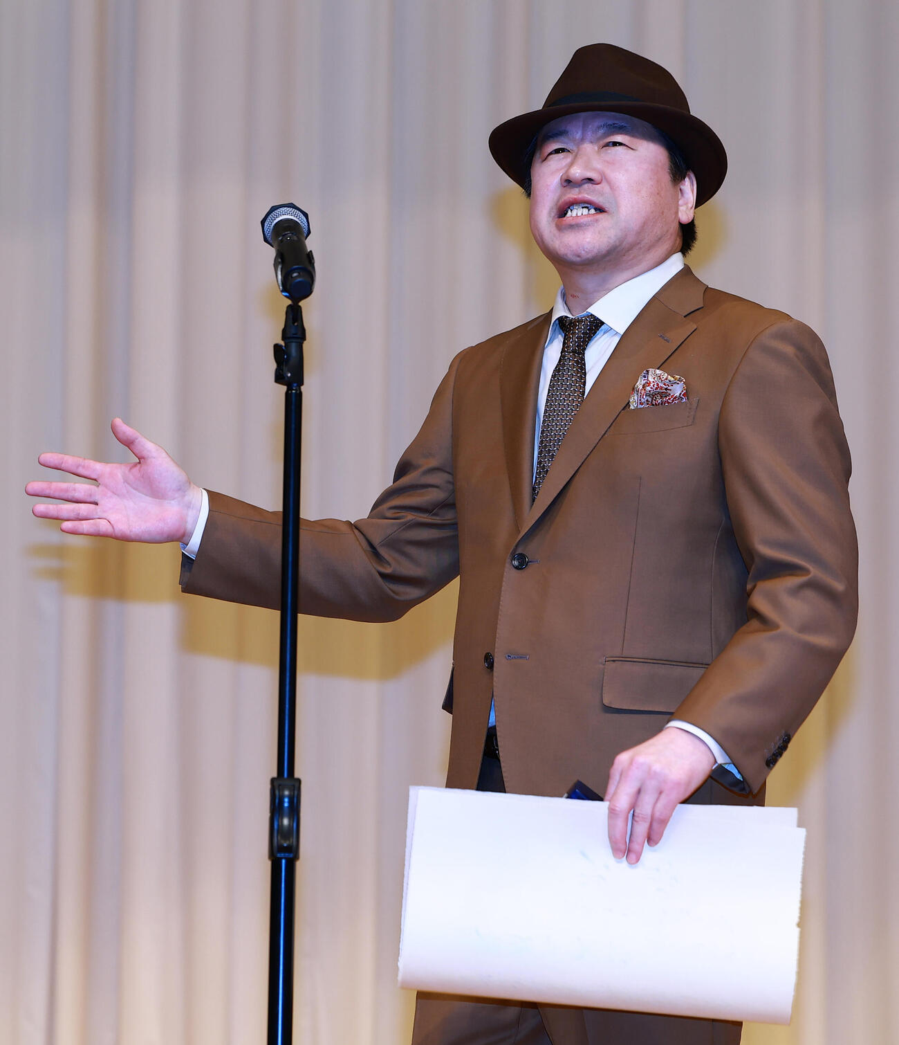 ブルーリボン賞助演男優賞の佐藤二朗（撮影・野上伸悟）