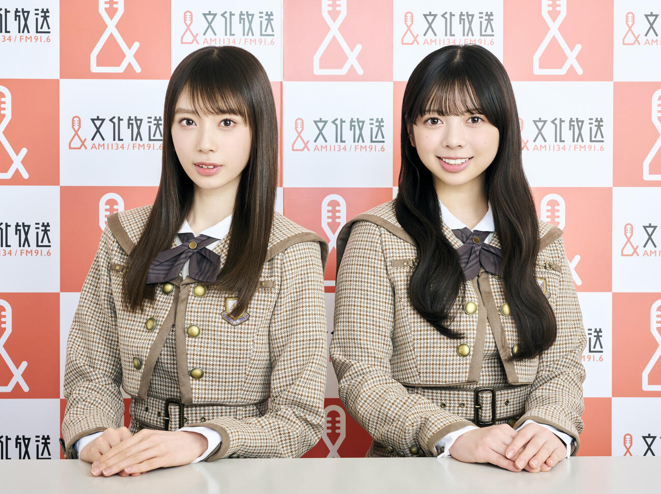 文化放送生ワイド「レコメン！」新パーソナリティーに決まった乃木坂46の長嶋凛桜（右）、矢田萌華（左）