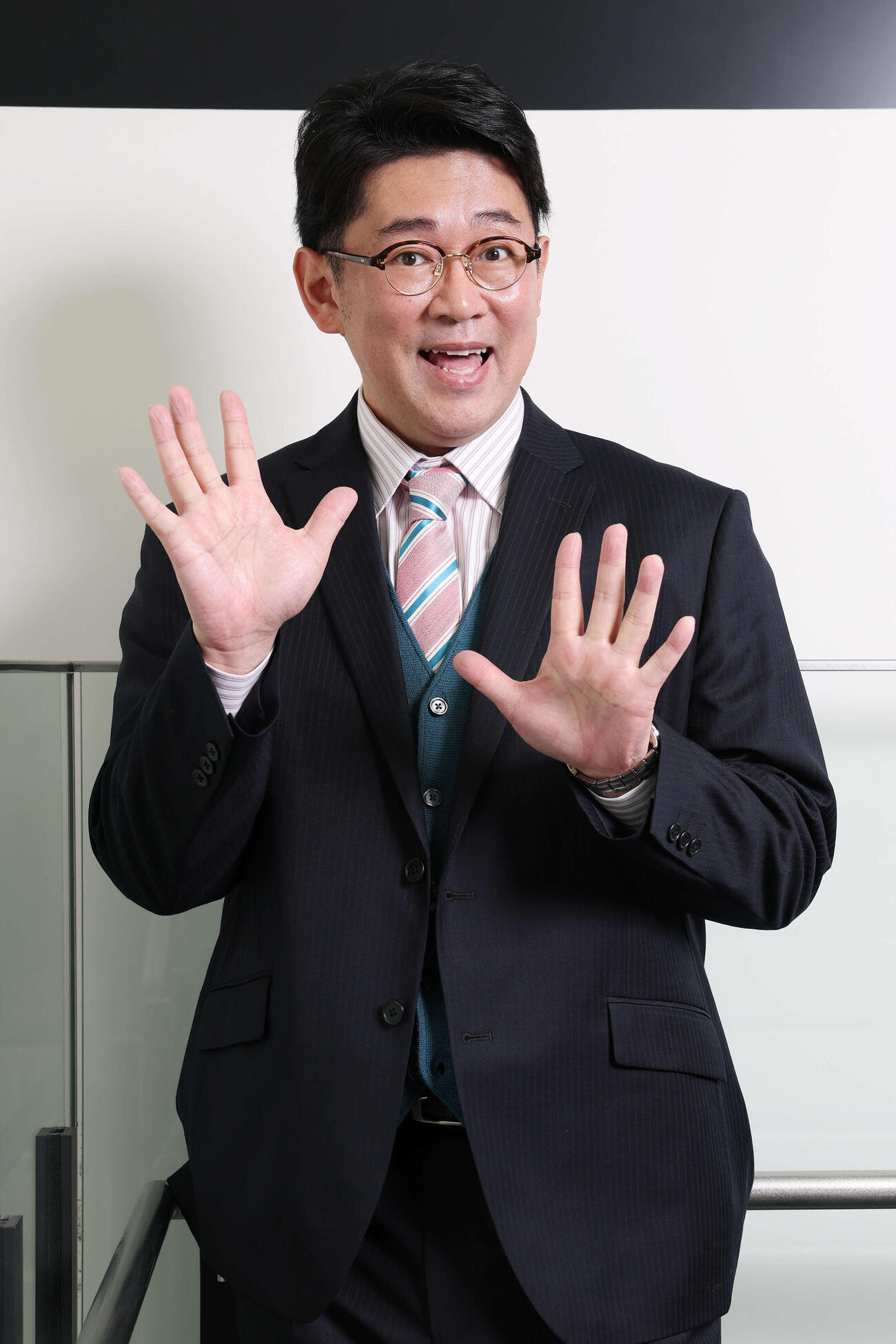 「未来のムスコ」で上司役を演じるビビる大木（撮影・宮地輝）