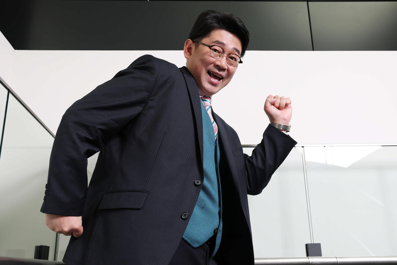 「未来のムスコ」で上司役を演じるビビる大木（撮影・宮地輝）
