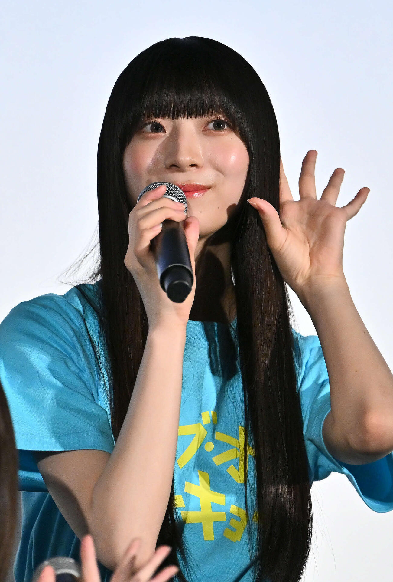 トークする日向坂46宮地すみれ（撮影・滝沢徹郎）