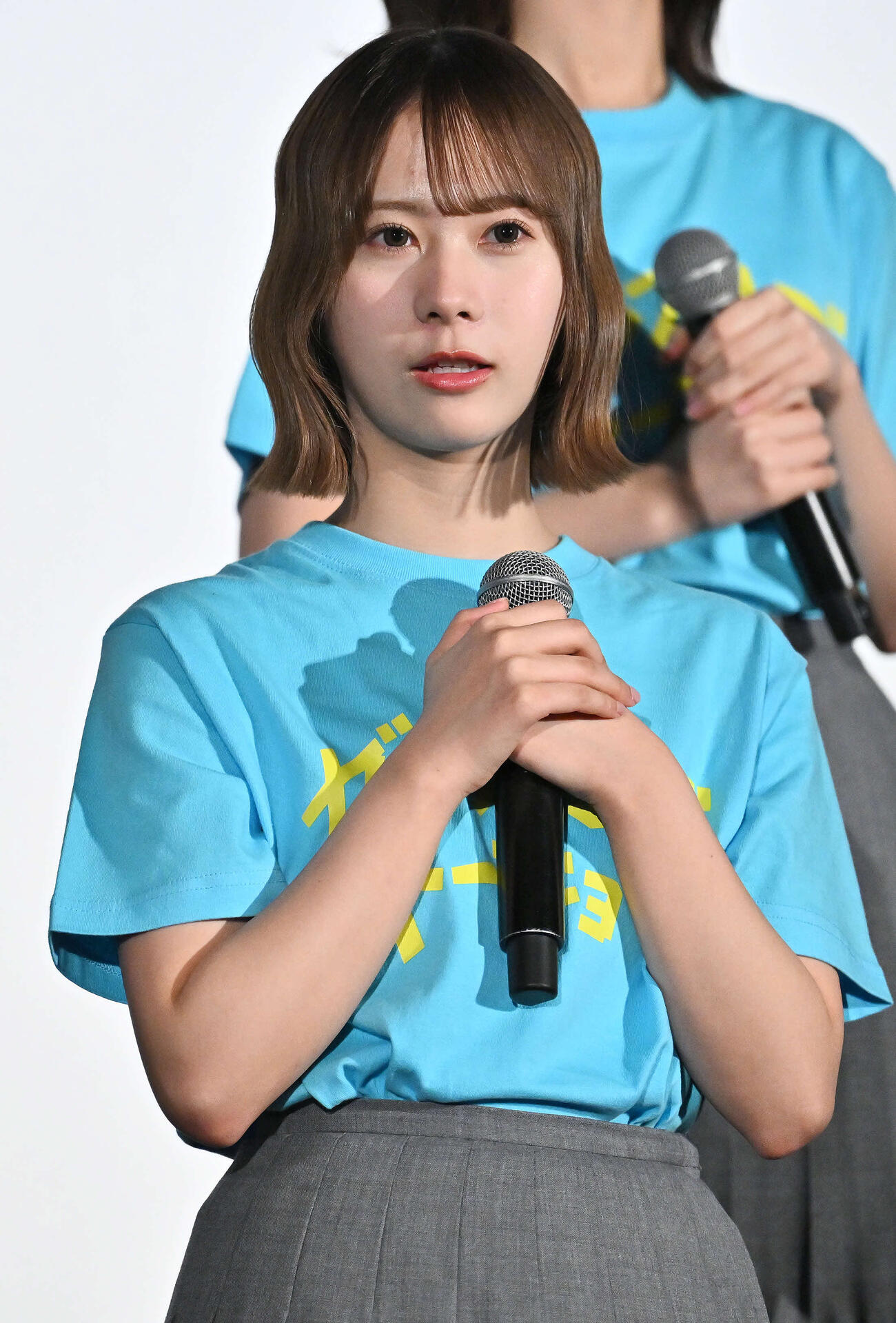 トークする日向坂46石塚瑶季（撮影・滝沢徹郎）