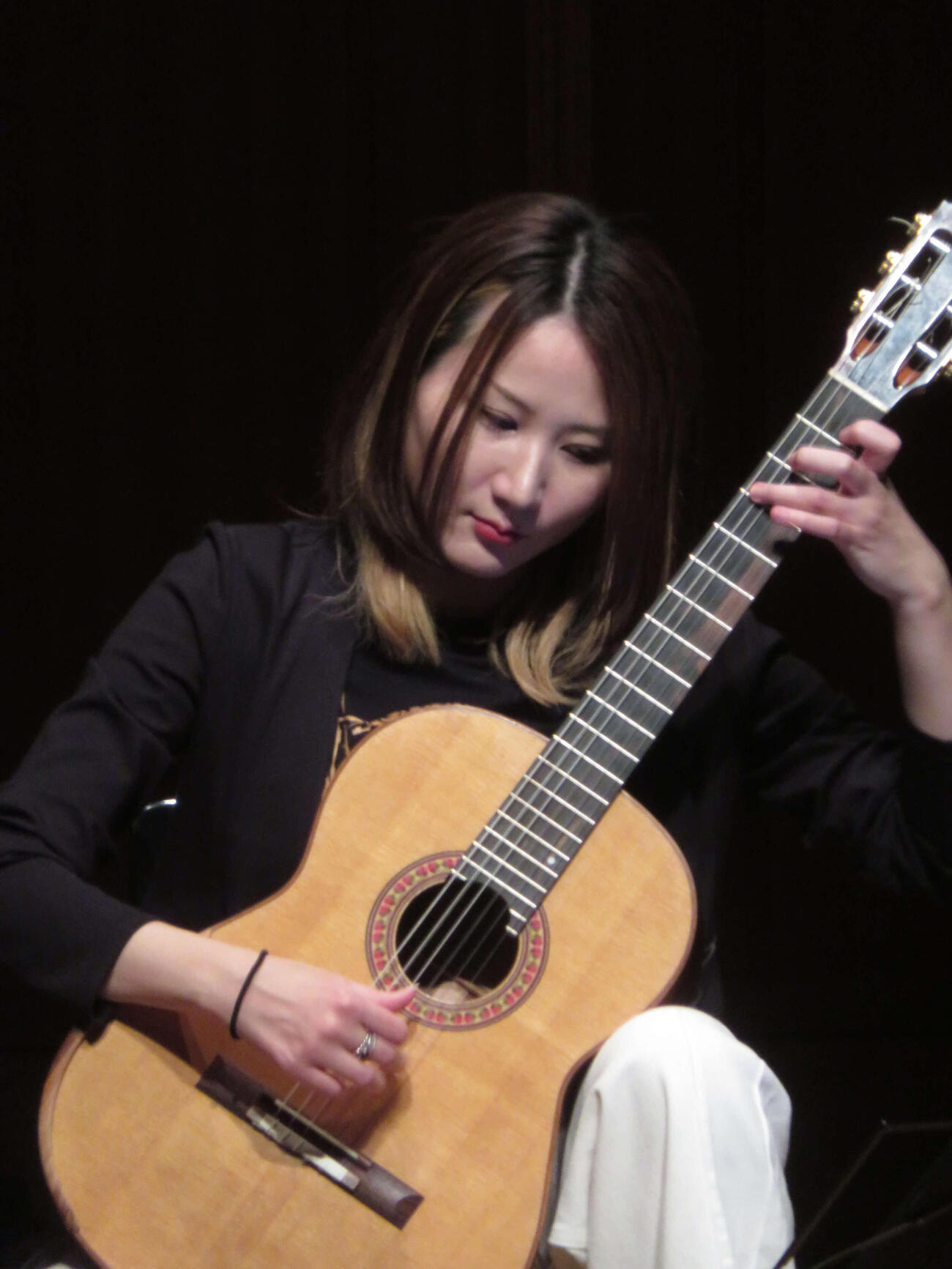 アルバム2枚同時発売記念コンサートを行った猪居亜美（撮影・川田和博）