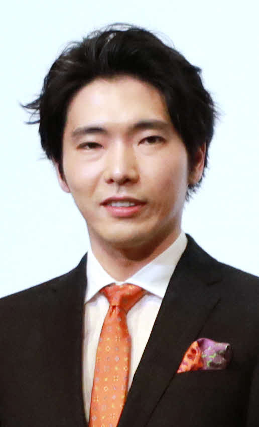 柄本佑（2020年撮影）