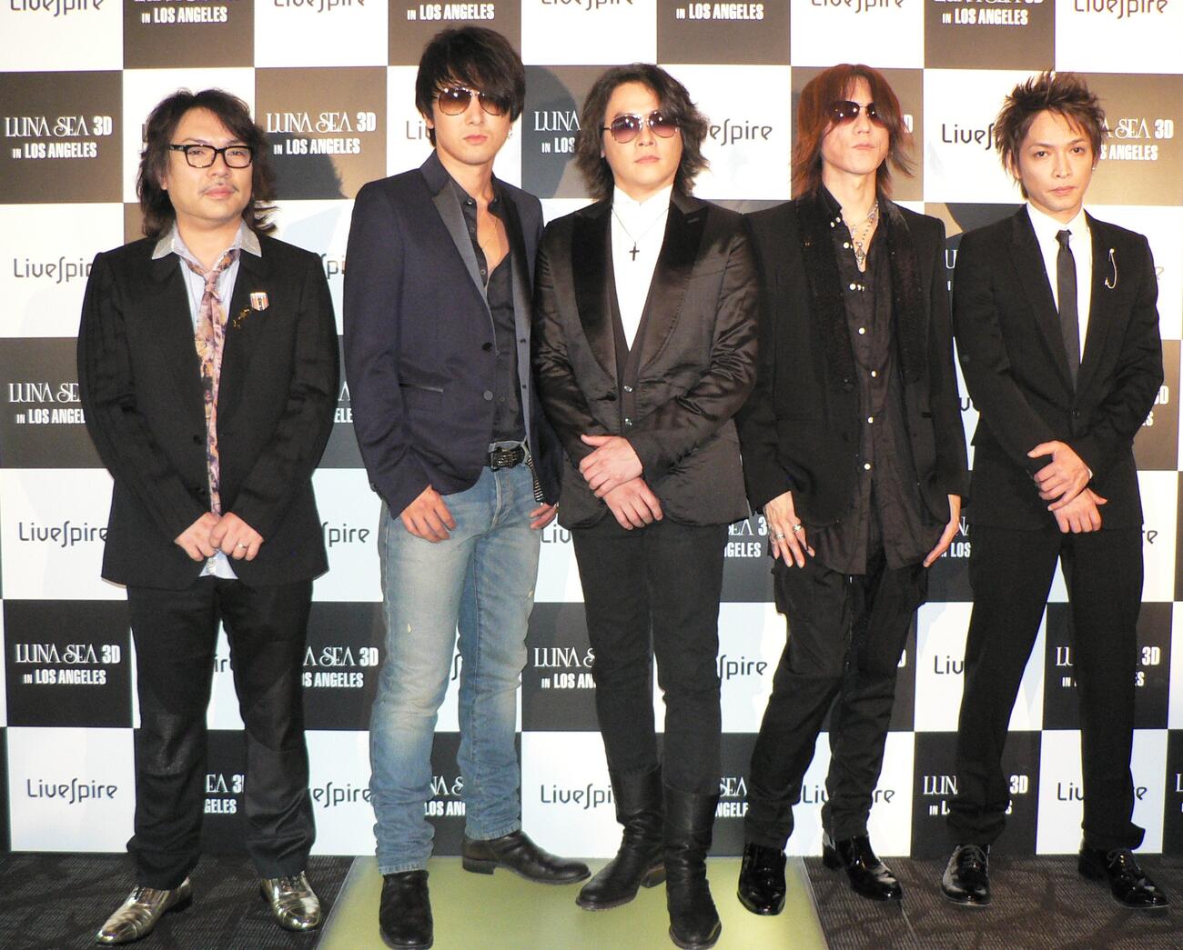 11年5月、映画「LUNA SEA 3D in LOS ANGELES」試写会に出席した、左から真矢、J、RYUICHI、SUGIZO、INORAN