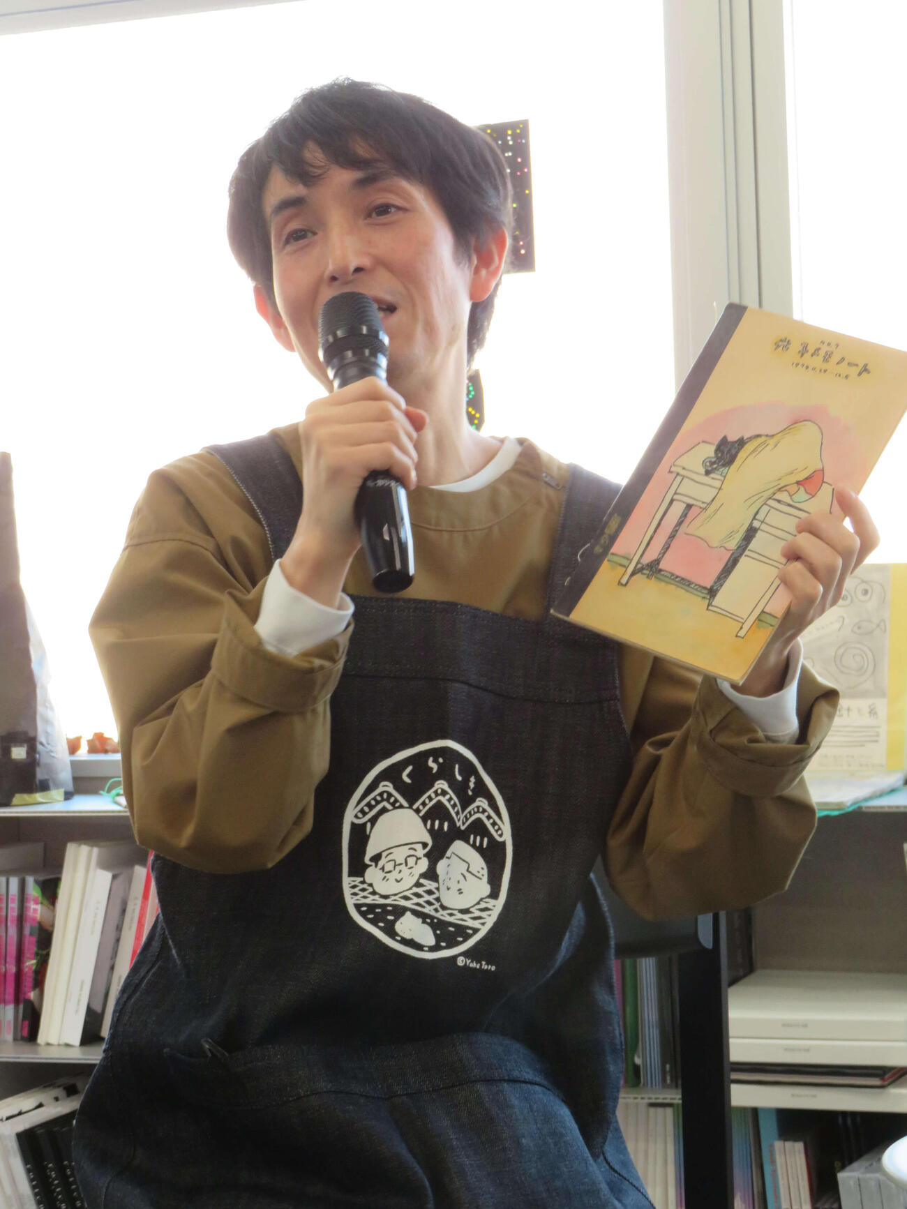 「光子ノート」のトークイベントを開いた矢部太郎（撮影・村上幸将）