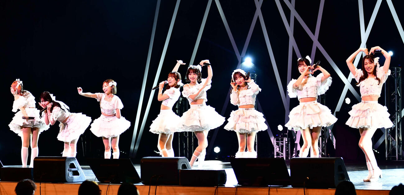 フェスイベント「ありがとう音楽FES2026」に出演したSAKURA DOLL（撮影・松尾幸之介）