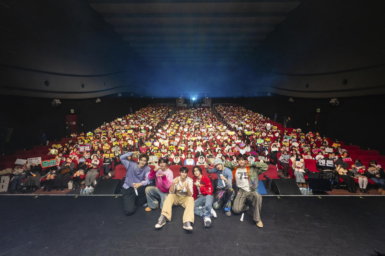 The 2nd Japan Single「All of You」発売記念ショーケースを開催したRIIZE（撮影・田中聖太郎写真事務所）