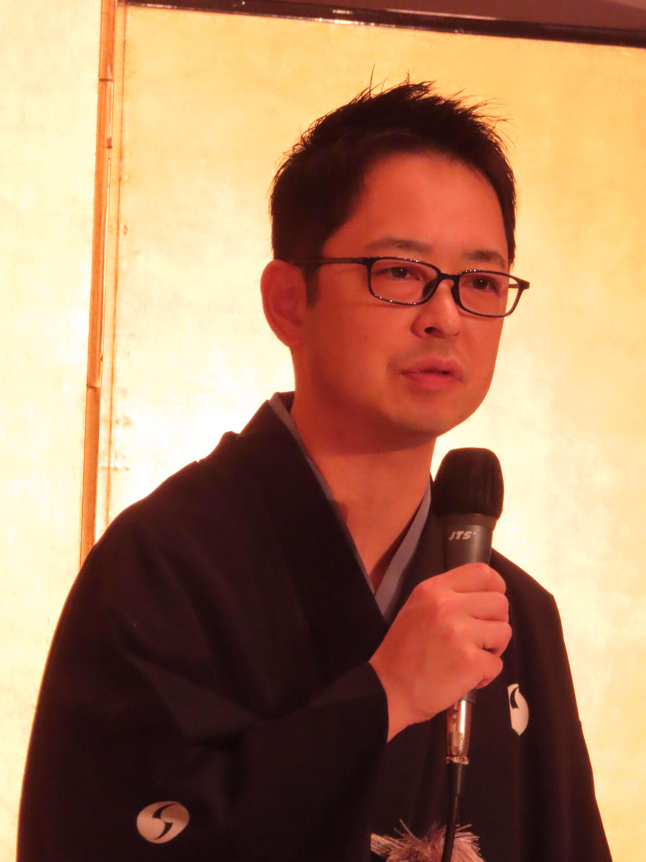 三遊亭歌奈女を襲名する三遊亭伊織